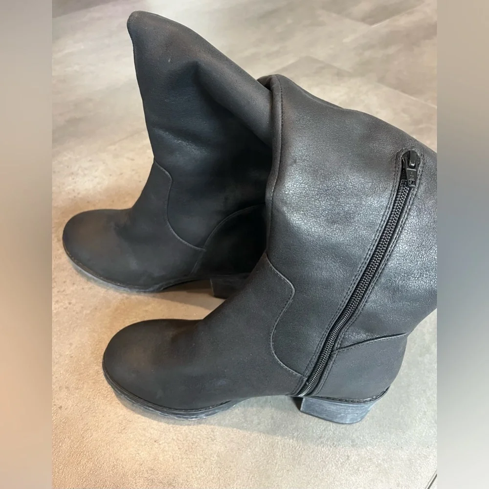 Nwot Black Over the Knee Boots… - Picture 8 of 10